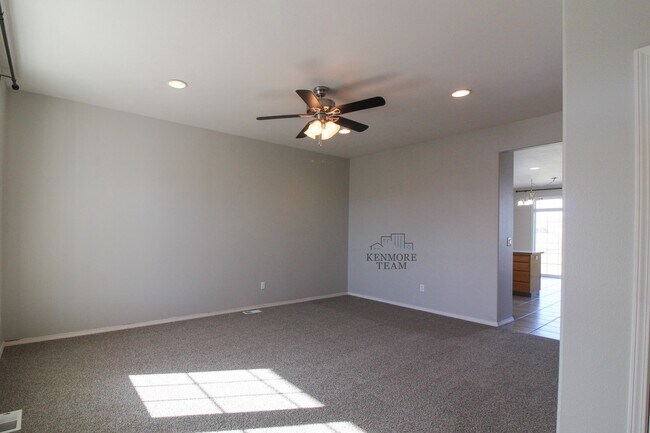 Photo - 3 Bedroom, 2.5 Bath Home in West Pasco