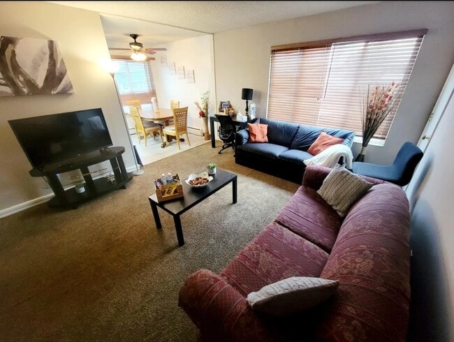 Photo - 301 E 46th Ave Unidad 4