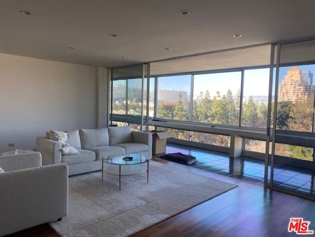 Photo - 2220 Ave of the Stars Unit 802