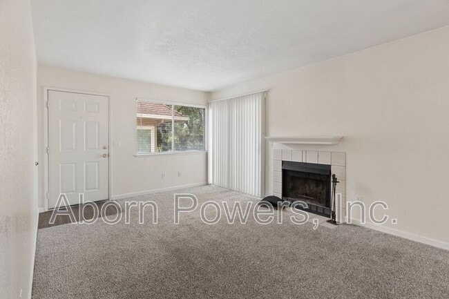 Photo - 2529 Greenwood Ln