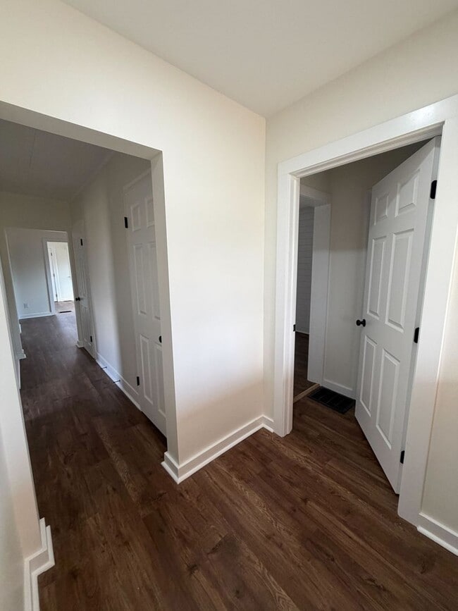 Photo - 2 Bed | 2 Bath | Office/Flex Room | 1 Acre Lot | Pickerington Schools