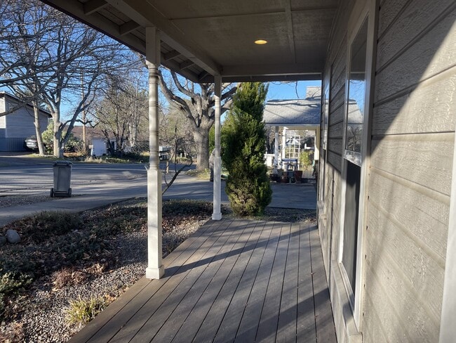 Photo - 1120 Tolman Creek Rd