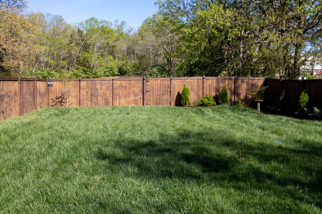 Photo - 3051 Hillside Rd