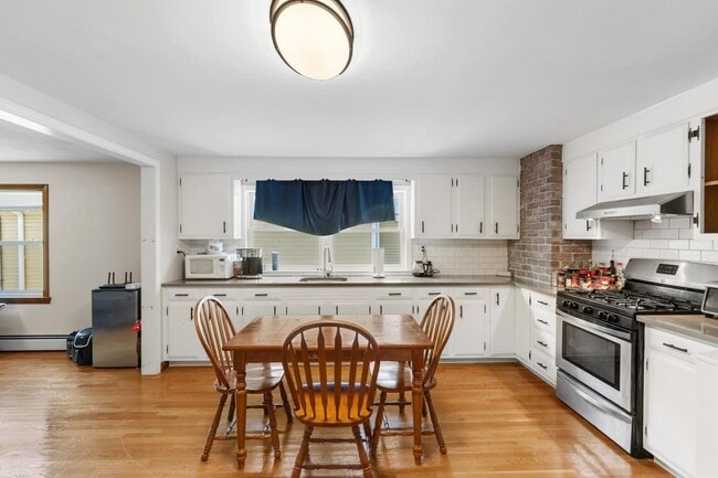 Photo - 57 Newbury St Unit 2
