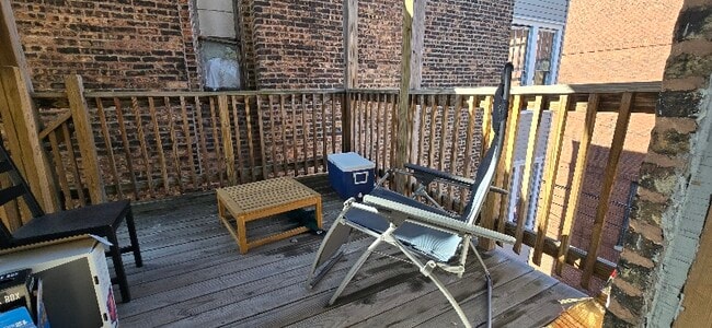 Photo - 2342 W Walton St Unit 2R