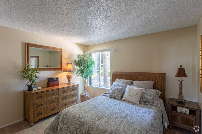 1HAB, 1BA - 648 ft² - Meadow Wood Apartments