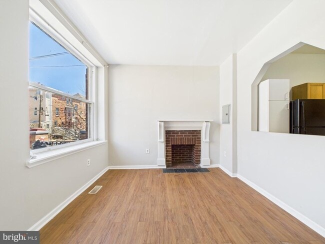 Building Photo - 824 S St Bernard St Unit 1 Rental