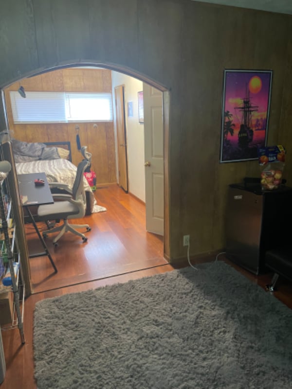 Photo - 2414 E 7th St