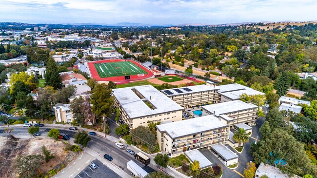 Photo - 1476 Creekside Dr Unidad C201