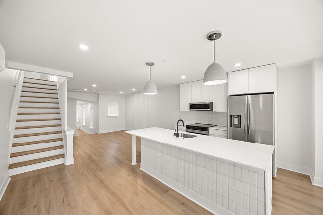 Building Photo - 835-839 N Tatnall St