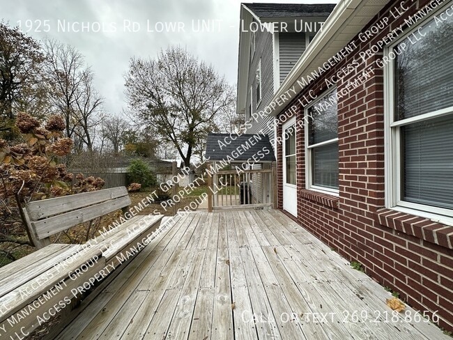 Building Photo - 1925 Nichols Rd Unit Lower