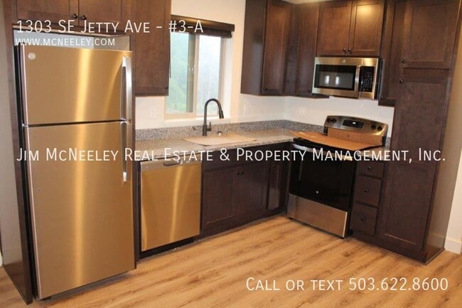 Photo - 1303 SE Jetty Ave Unit #3-A
