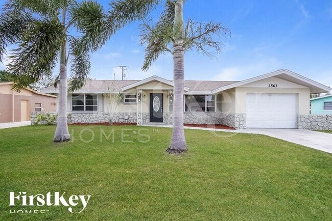 Building Photo - 3562 Harbor Blvd Rental