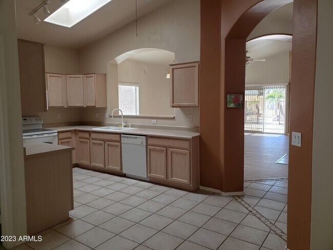 Photo - 11037 W Granada Rd