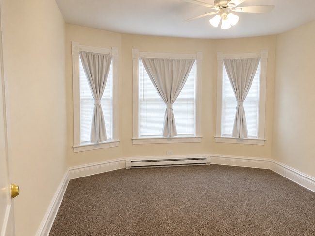 Photo - 545 W William St Unit 2R