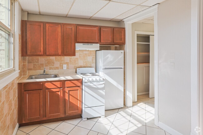 Cocina Baum - Baum Boulevard Flats