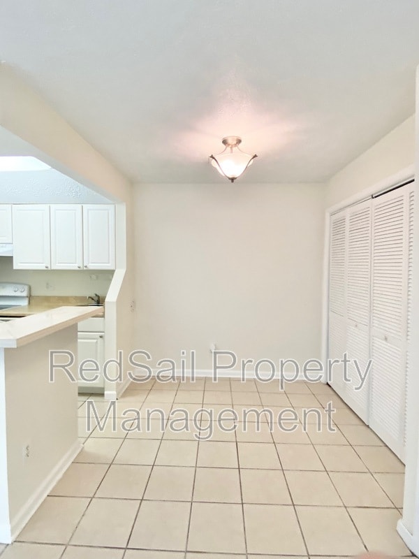 Photo - 129 Haverford Ct
