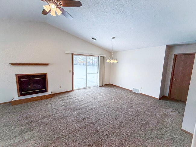 Photo - 13203 39th Ave N