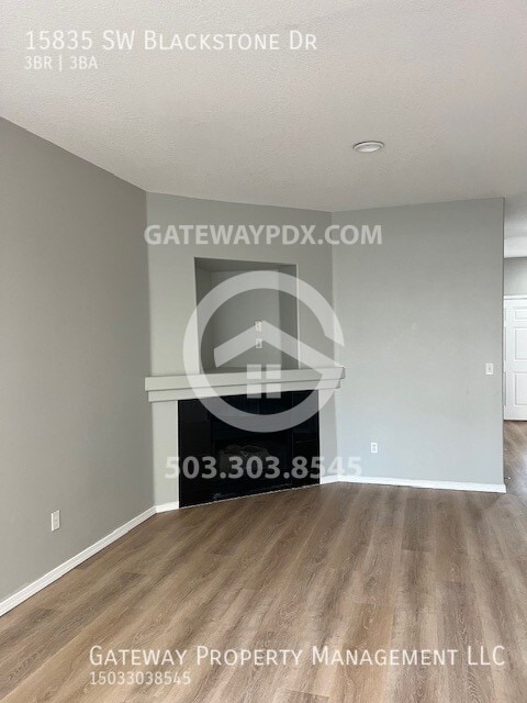 Photo - 15835 SW Blackstone Dr