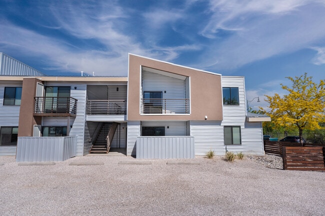 Shoofly Station Apartments - Shoofly Station Apartments