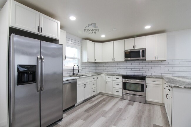 Photo - 3 Bed/1 Bath Duplex in Central Richland