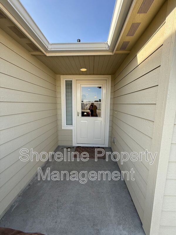 Photo - 101 N Voyage Ave