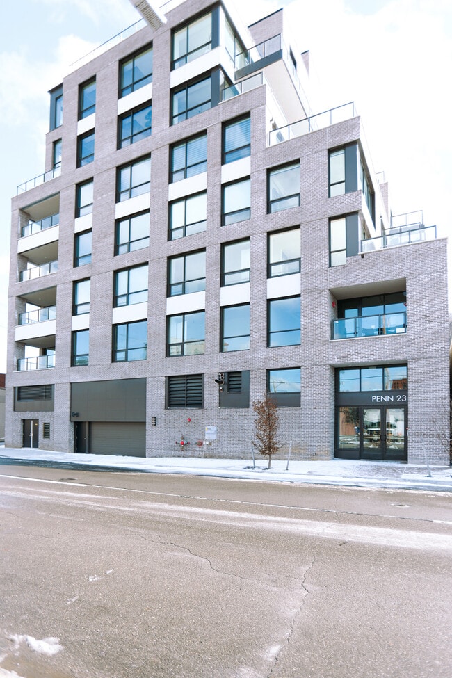 2330 Penn Ave Unit 202