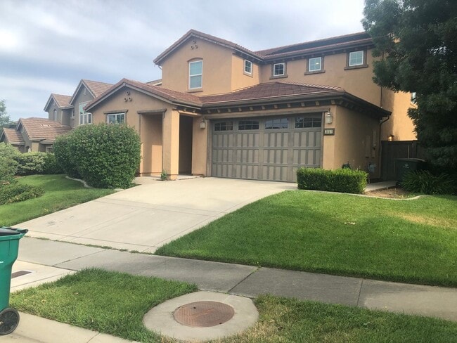 Building Photo - Beautiful 5 Bedroom, 3 Bathroom, 2800 Sqft. El Dordo Hills Home for Lease.