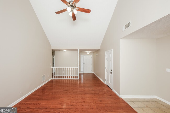 Photo - 706 Squirrels Nest Ct