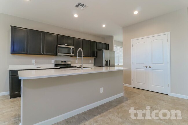 Photo - 30361 W Crittenden Ln