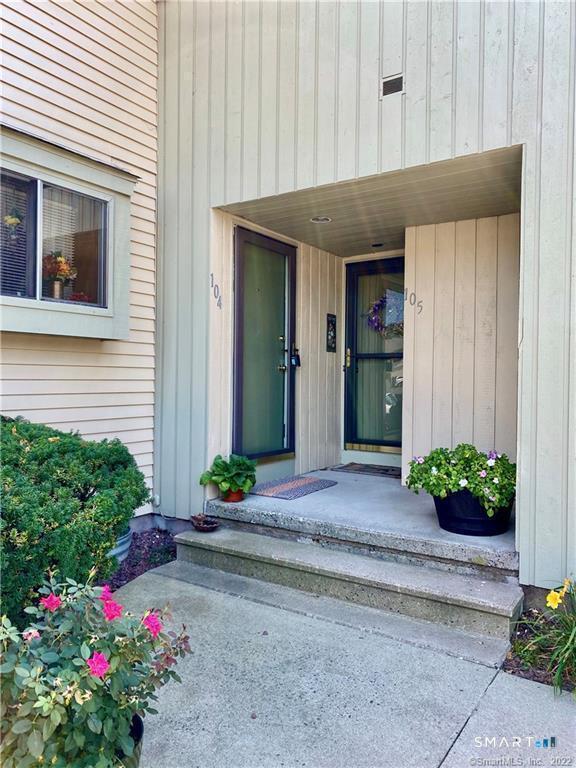 104 Summer Hill Dr Unit 104