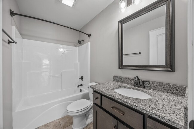 Photo - 17050 Stonegate Dr
