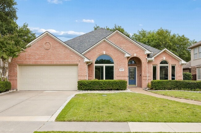 Building Photo - 5010 Plantation Ln
