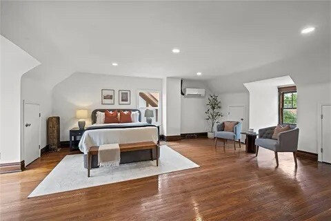 Photo - 3703 Pennsylvania Ave