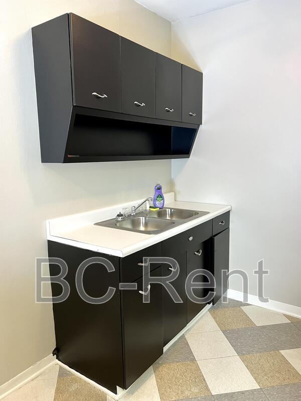 Photo - 635 3rd Ave