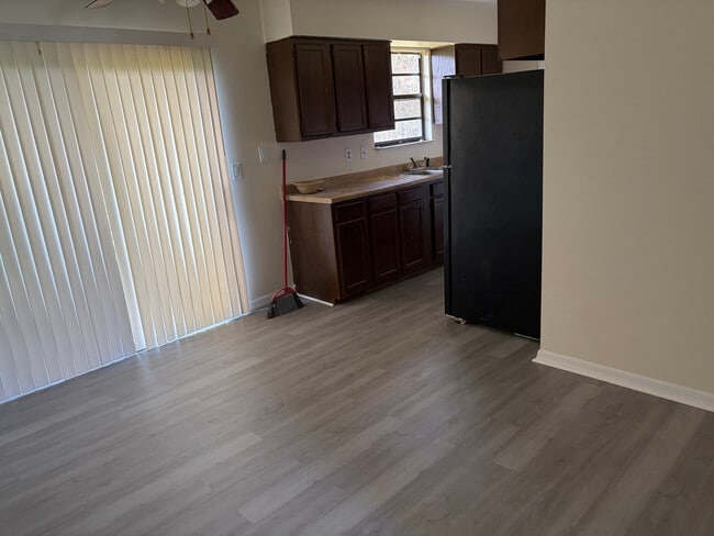 Photo - 1000 Pope St NW