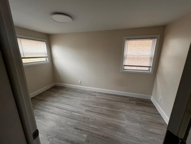 Photo - 613 Wallace Harris Ave