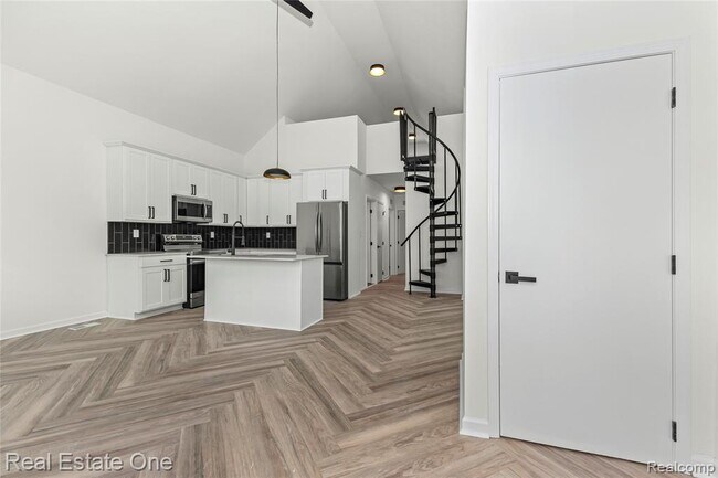 Photo - 2824 Williams St