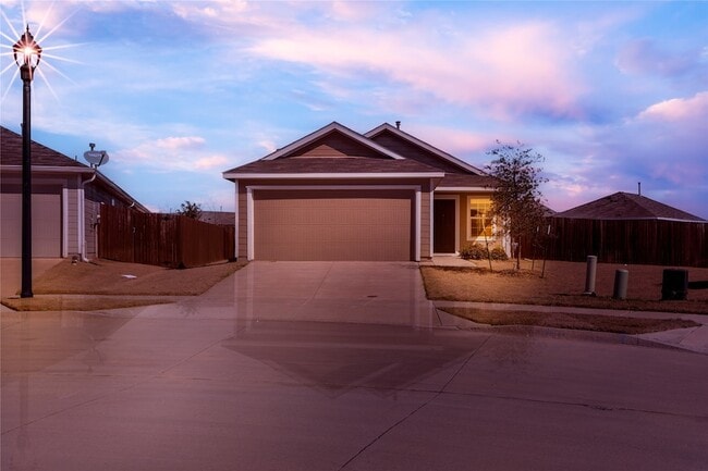 Photo - 7524 Larson Ln