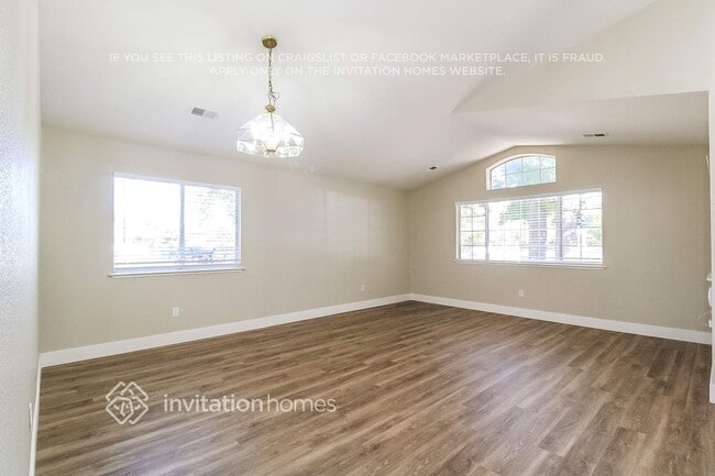 Photo - 1910 Rapid Falls Dr