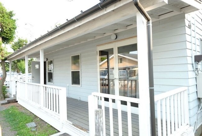 Photo - 781 Riverside Pkwy House