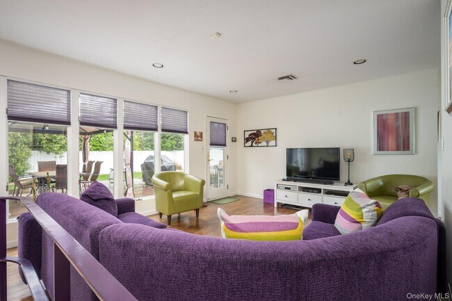 Photo - 264 Manetto Hill Rd