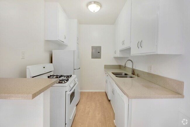 Building Photo - 1241 9th St Unit 6 Rental