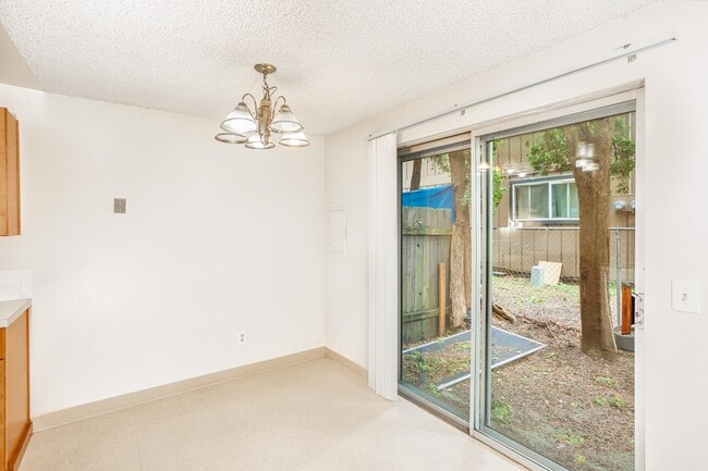 Photo - 4311 Plomondon St Unidad 2