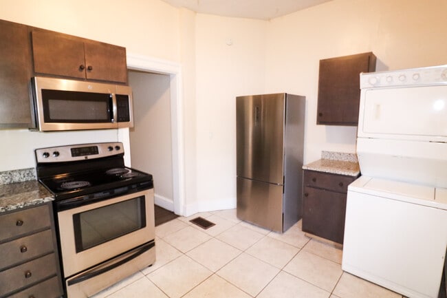 Photo - 2615 Eden Ave Unidad 2