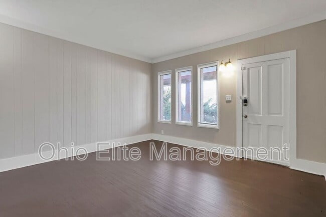 Photo - 2709 Sullivant Ave