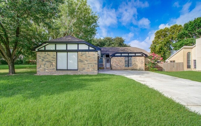 Photo - 13215 Bunker Hill Dr
