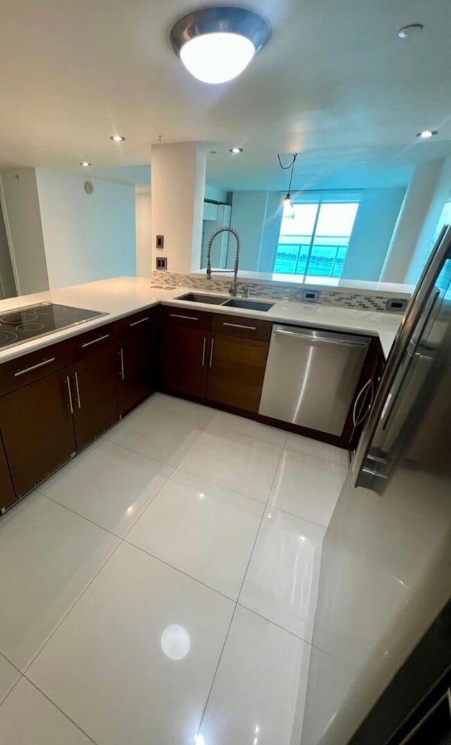 Photo - 2101 Brickell Ave Unit 2306