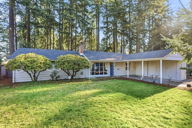 Photo - Bright & Comfortable Home with Private Patio and Covered Parking