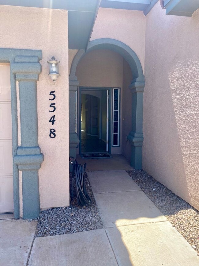 Photo - 5548 Patagonia Dr